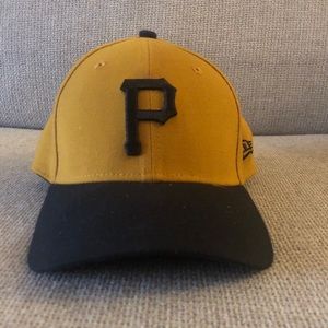 Pittsburgh Pirates Fitted Hat